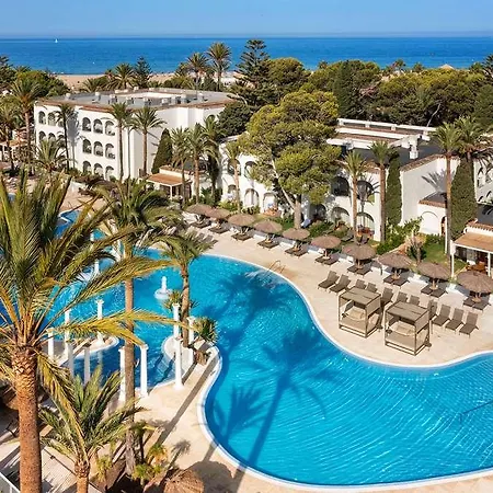 At Melia Zahara Hotel